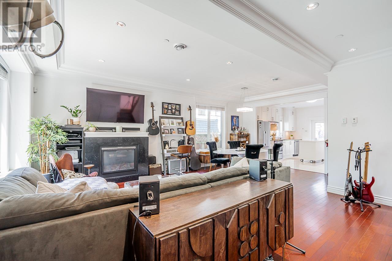 4438 Ontario Street, Vancouver, British Columbia  V5V 3H1 - Photo 7 - R2971761
