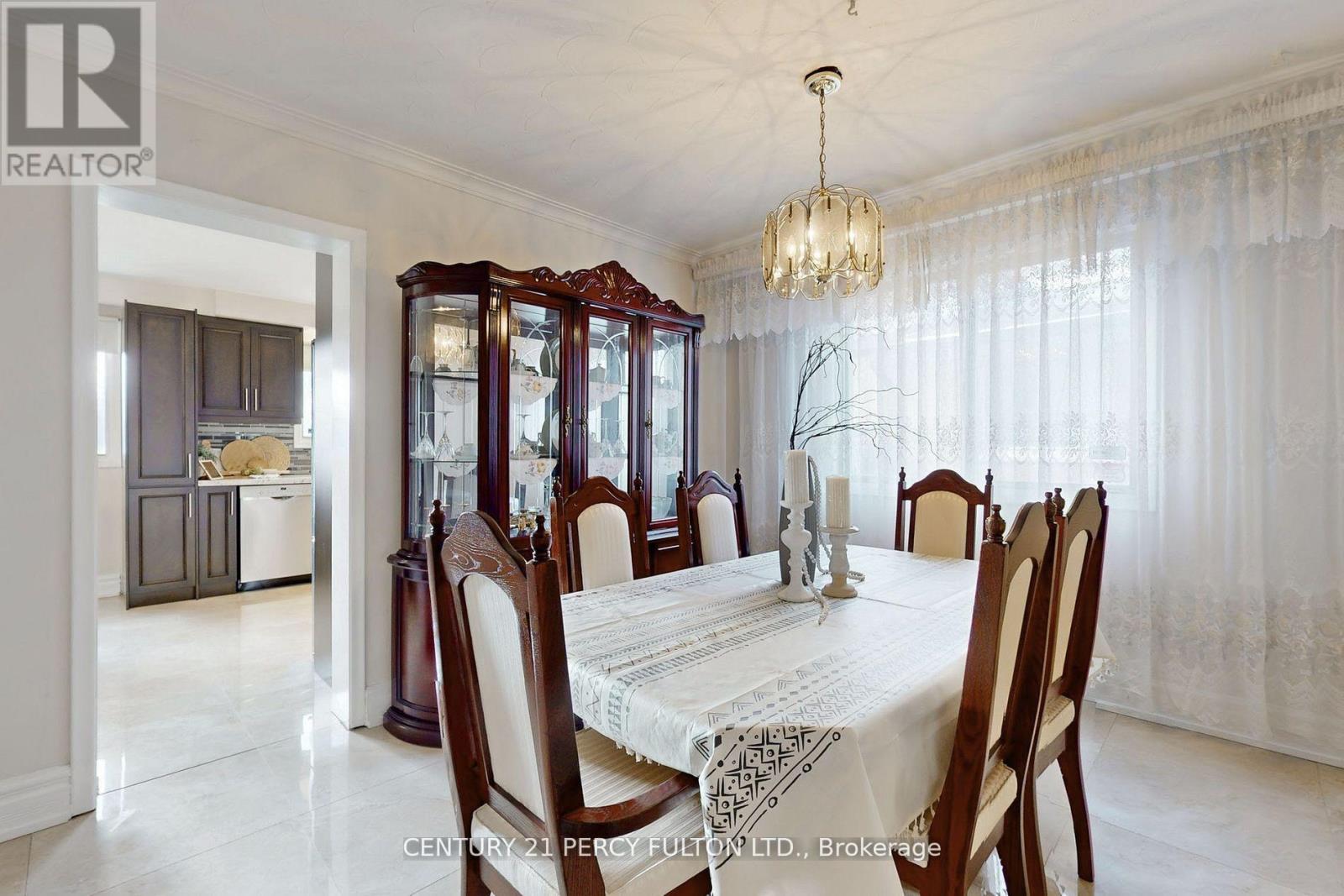 14 Weatherstone Crescent, Toronto (Bayview Woods-Steeles), Ontario  M2H 1C2 - Photo 7 - C11993710