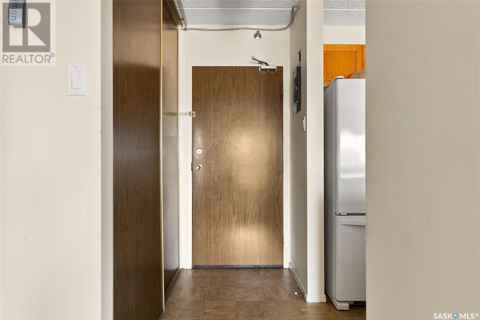Property at 321 4045 Rae STREET image 4
