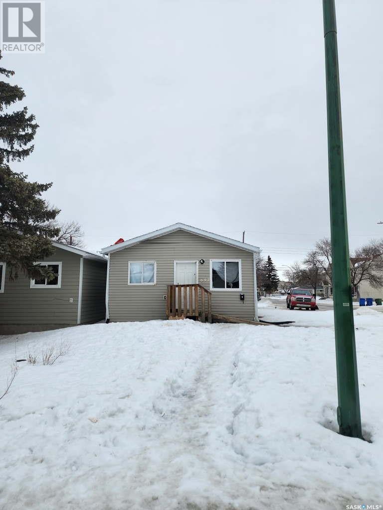 Property at 697 Cameron STREET image