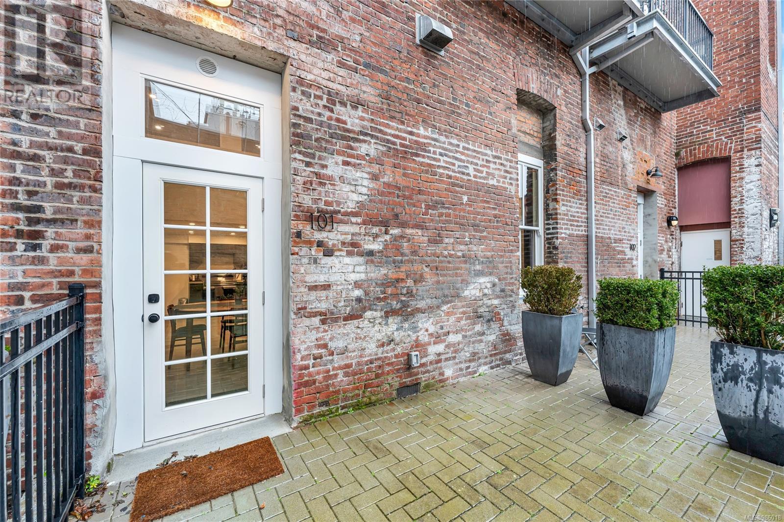 101 562 Yates St, Victoria, British Columbia  V8W 1K8 - Photo 66 - 986018