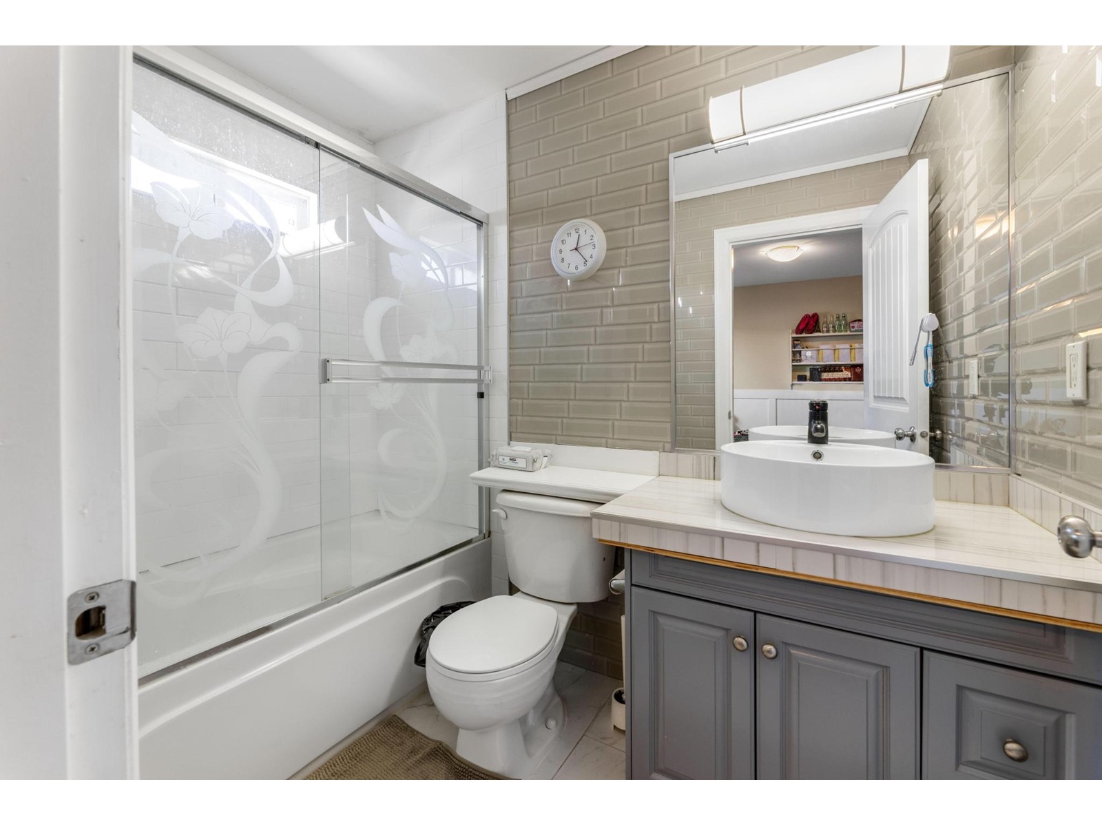 7246 202 Street, Langley, British Columbia  V2Y 3G4 - Photo 19 - R2966577