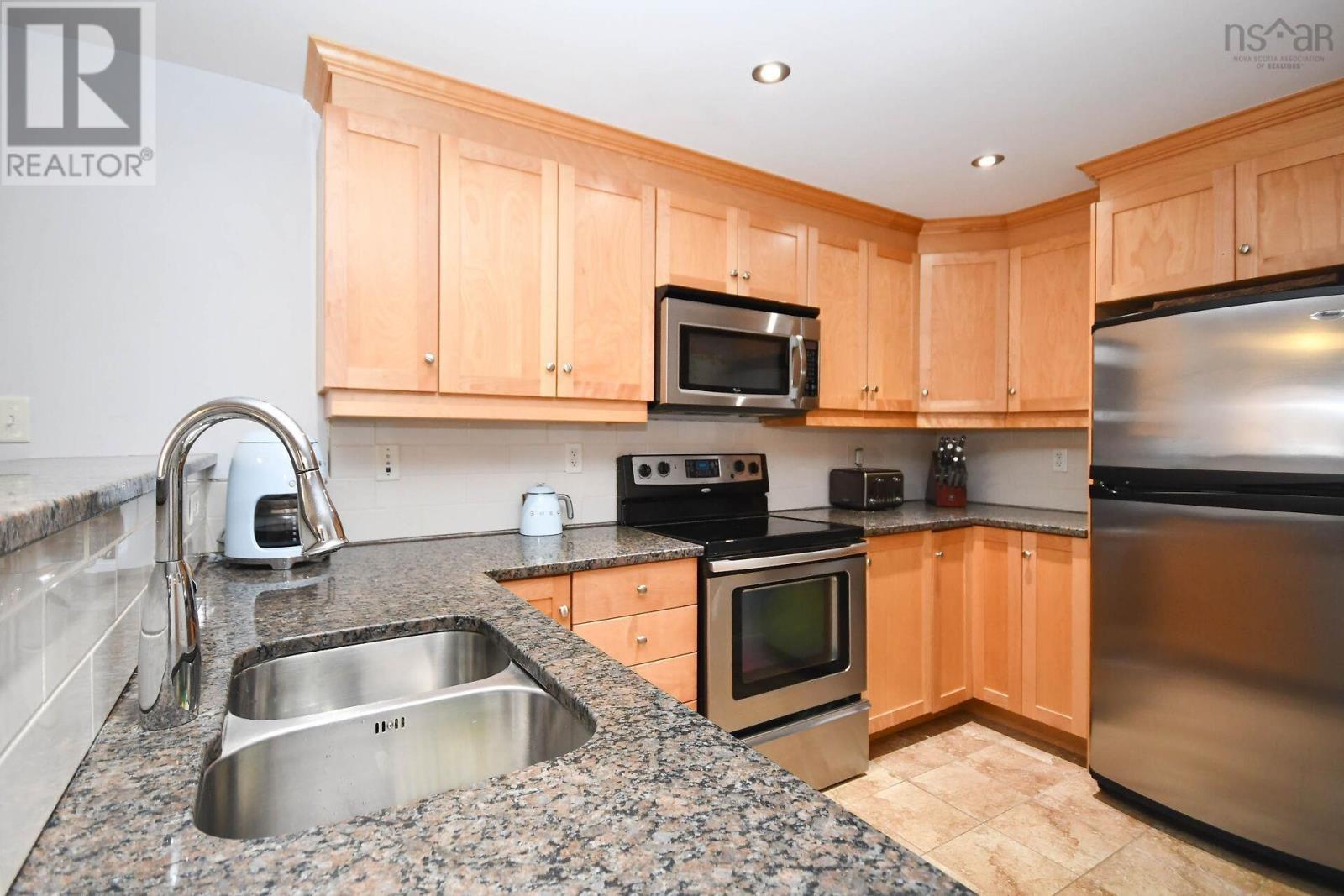 607 200 Crown Drive, Halifax, Nova Scotia  B3N 0B1 - Photo 4 - 202503841