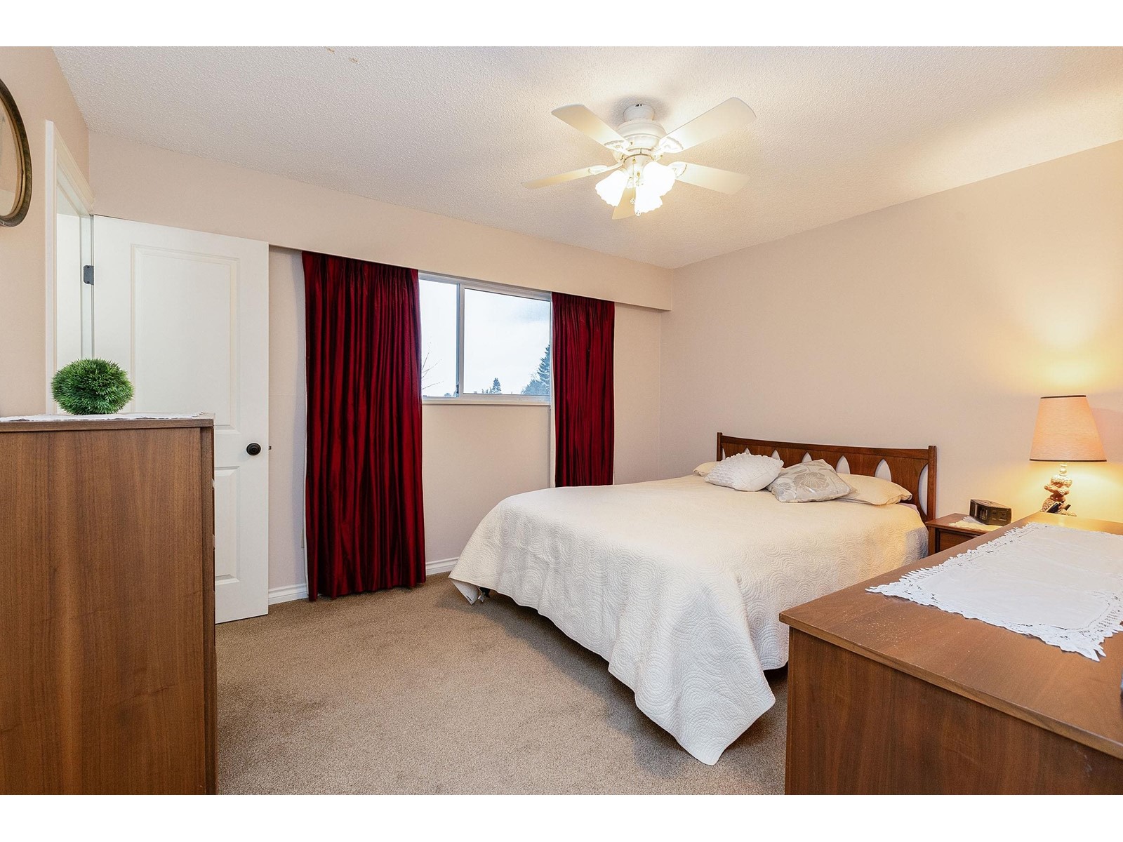 15613 18 Avenue, Surrey, British Columbia  V4A 1X3 - Photo 18 - R2971115