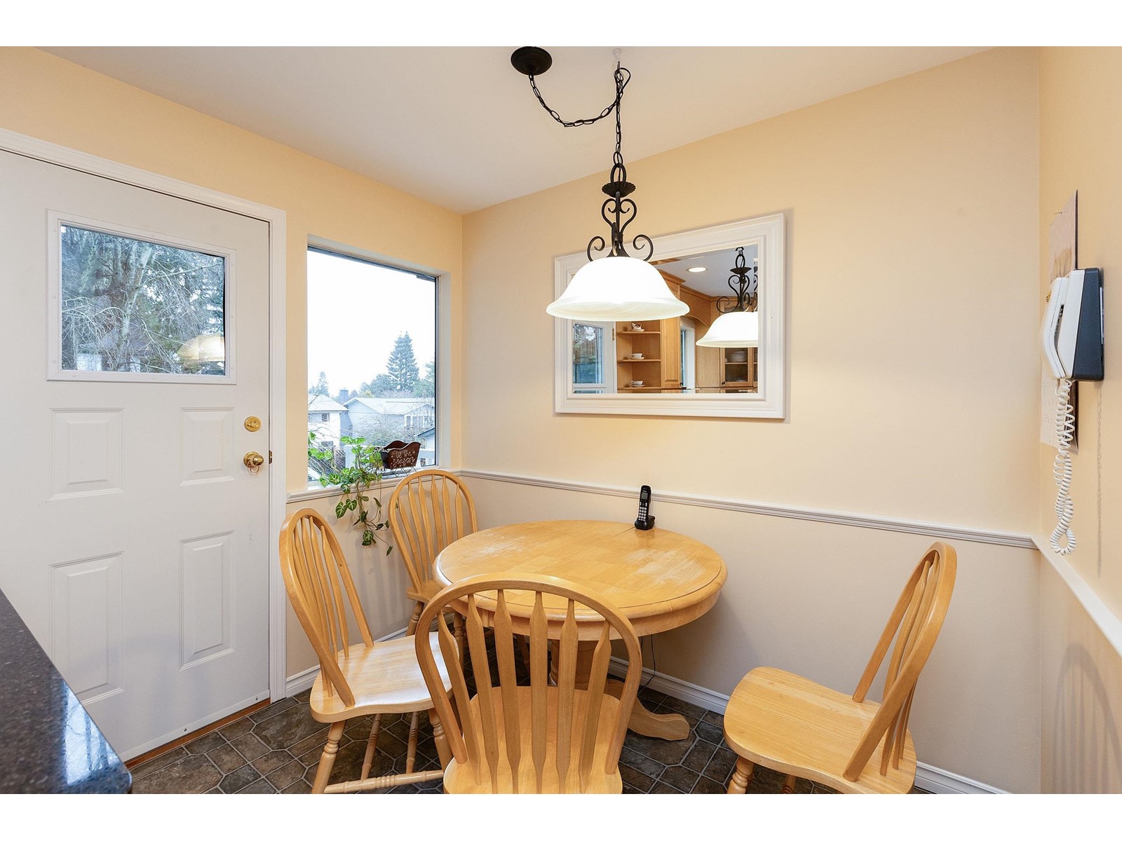 15613 18 Avenue, Surrey, British Columbia  V4A 1X3 - Photo 14 - R2971115