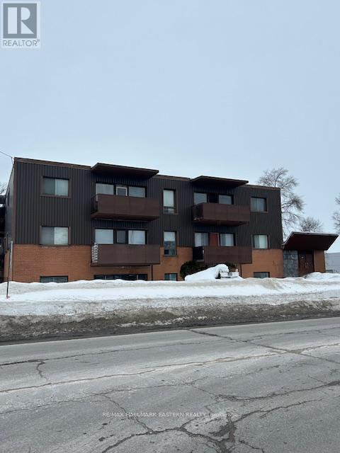 155 LINDSAY STREET S, Kawartha Lakes, Ontario