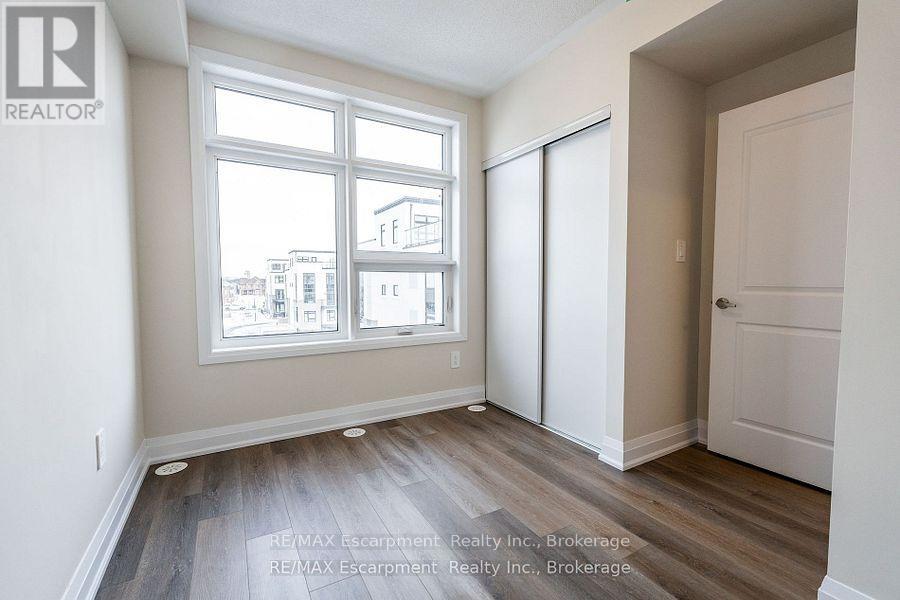 111 - 1585 Rose Way, Milton, Ontario  L9T 7E7 - Photo 18 - W11993843