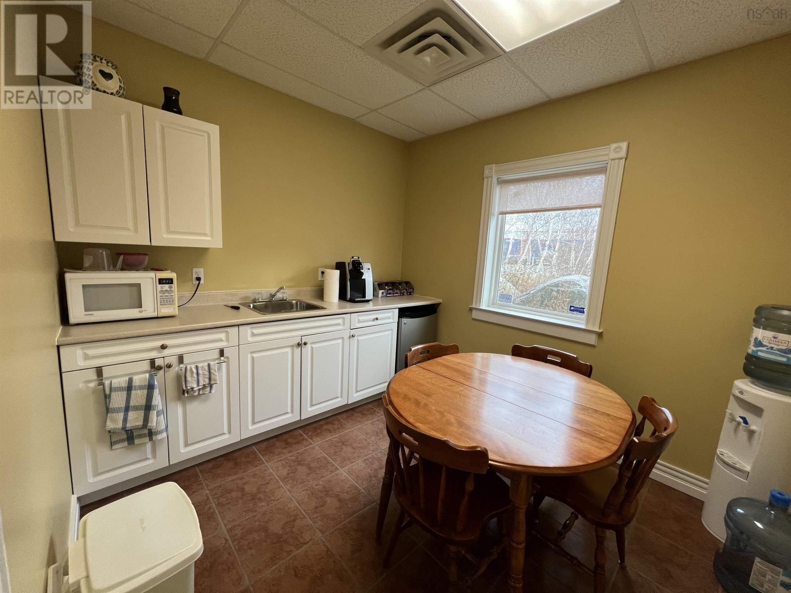 33 Thorne Avenue, Burnside, Nova Scotia  B3B 2E7 - Photo 6 - 202503845