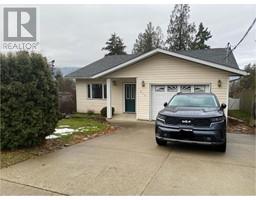 615 6th Avenue, creston, British Columbia