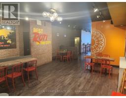 383 JANE STREET, Toronto, Ontario