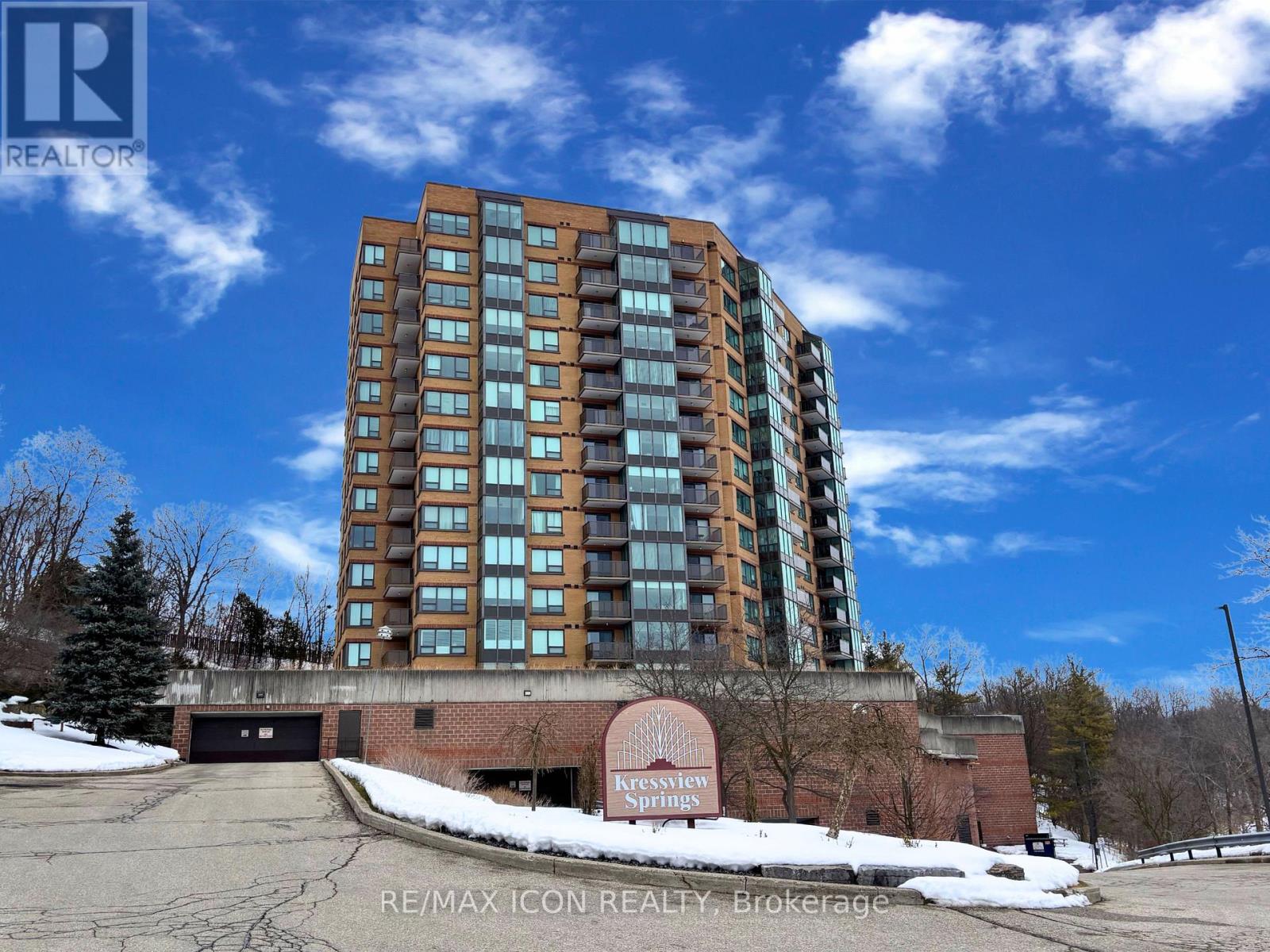 Property at 901 - 237 KING STREET W image 1