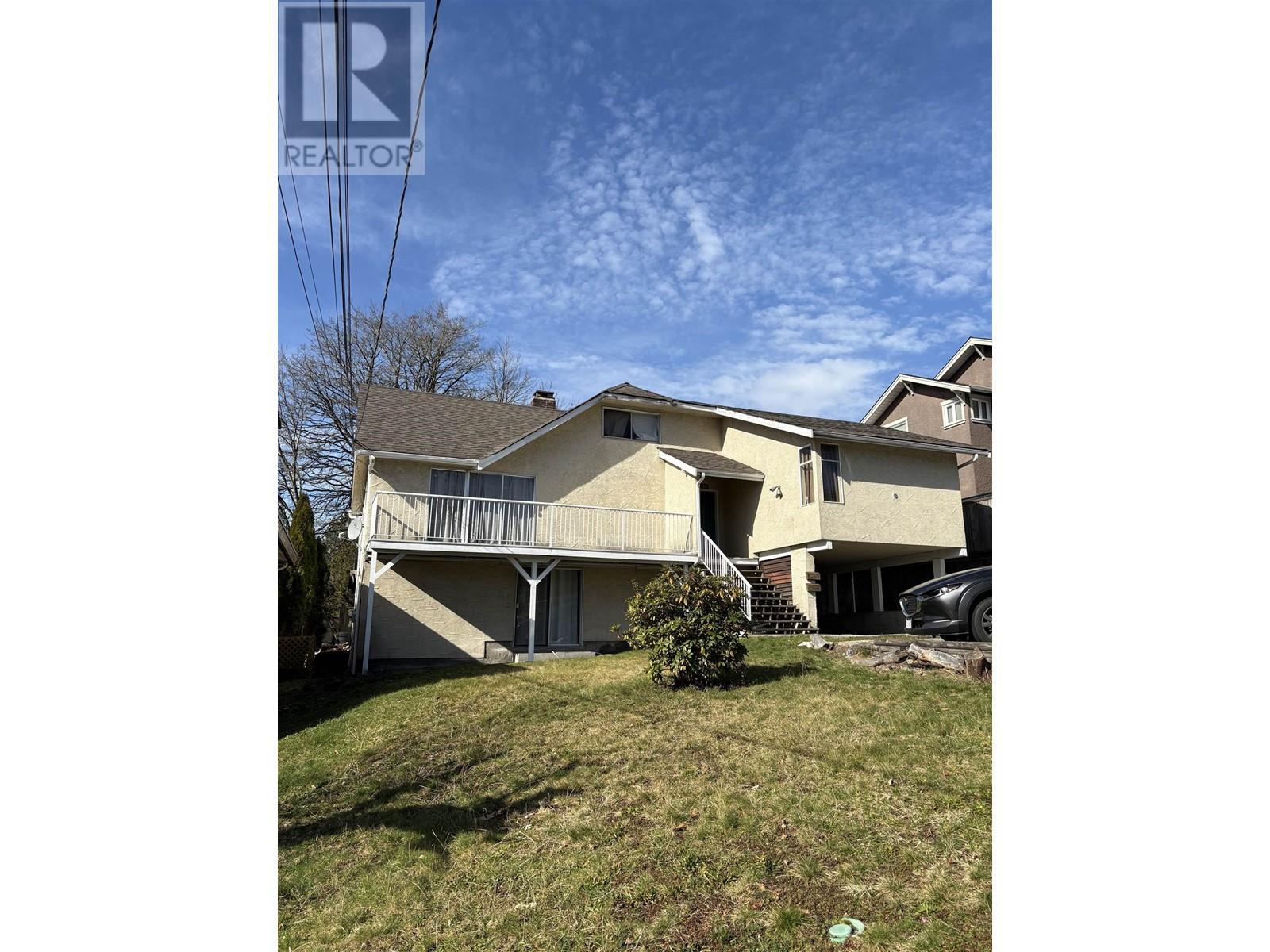 1615 Holdom Avenue, Burnaby, British Columbia  V5B 3V7 - Photo 1 - R2969032