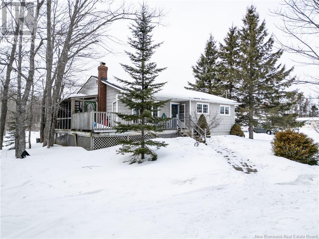 Property at 809 PINE GLEN Road image 4