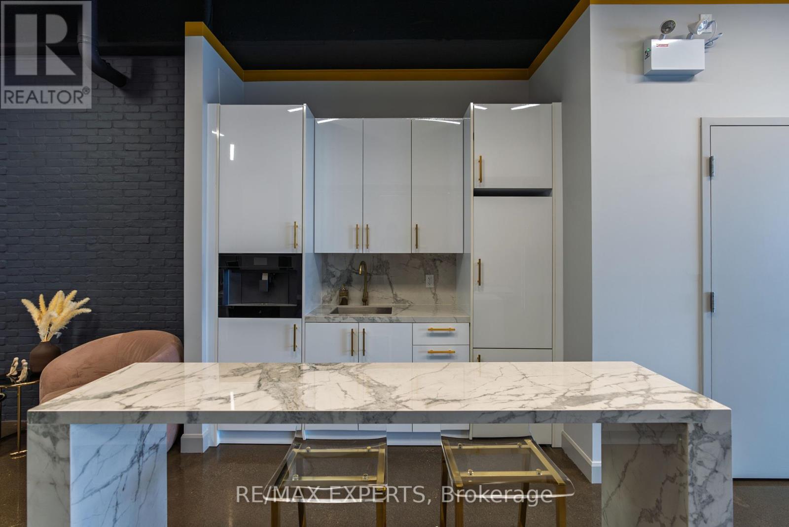 207 - 7777 WESTON ROAD, Vaughan, Ontario