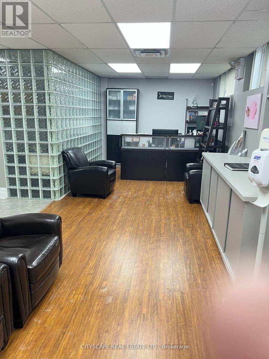 4299 Village Centre, Mississauga (Mississauga Valleys), Ontario  L4Z 1S2 - Photo 12 - W11993874