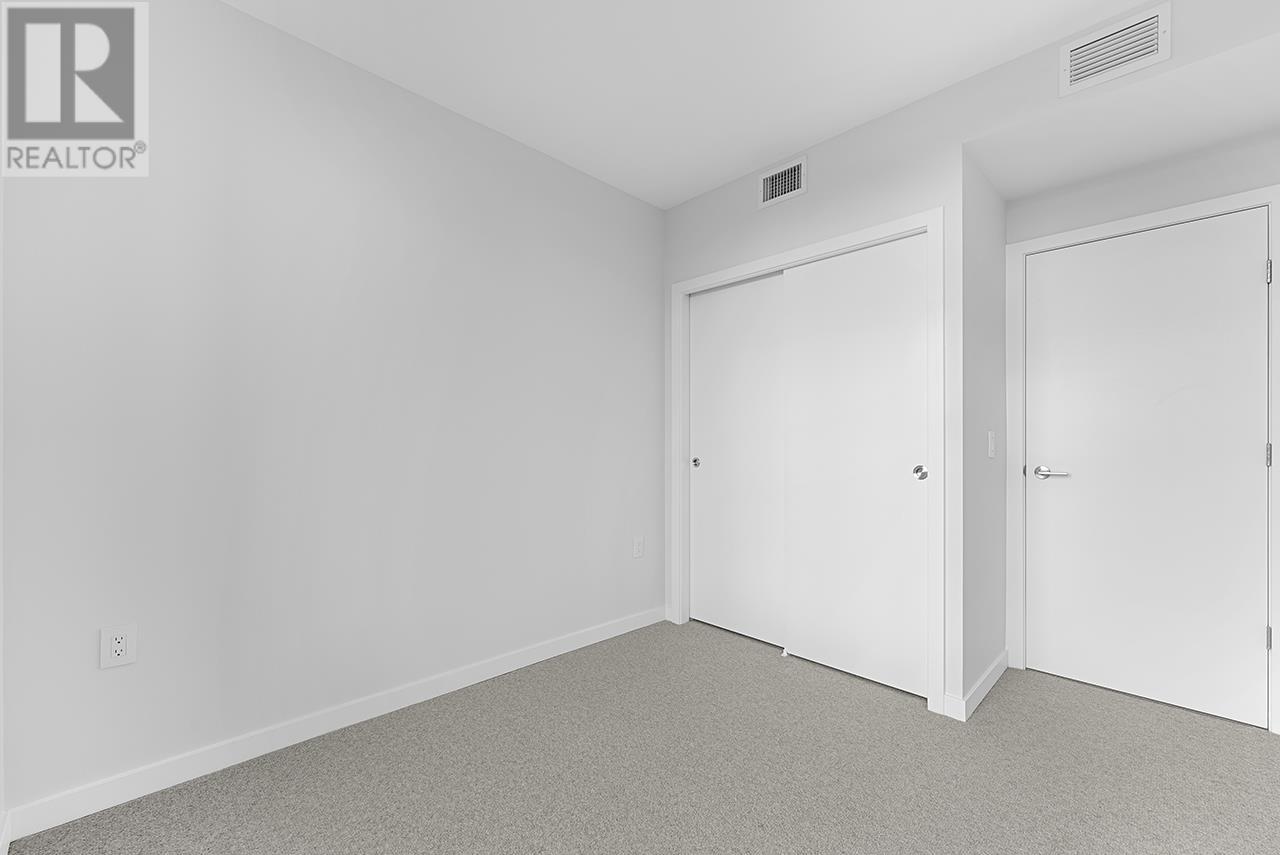 Listing Picture 14 of 40 : 1110 4168 LOUGHEED HIGHWAY, Burnaby / 本拿比 - 魯藝地產 Yvonne Lu Group - MLS Medallion Club Member