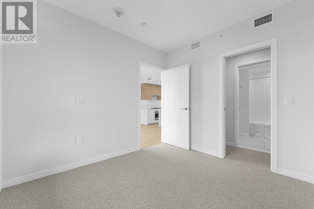 Listing Picture 10 of 40 : 1110 4168 LOUGHEED HIGHWAY, Burnaby / 本拿比 - 魯藝地產 Yvonne Lu Group - MLS Medallion Club Member