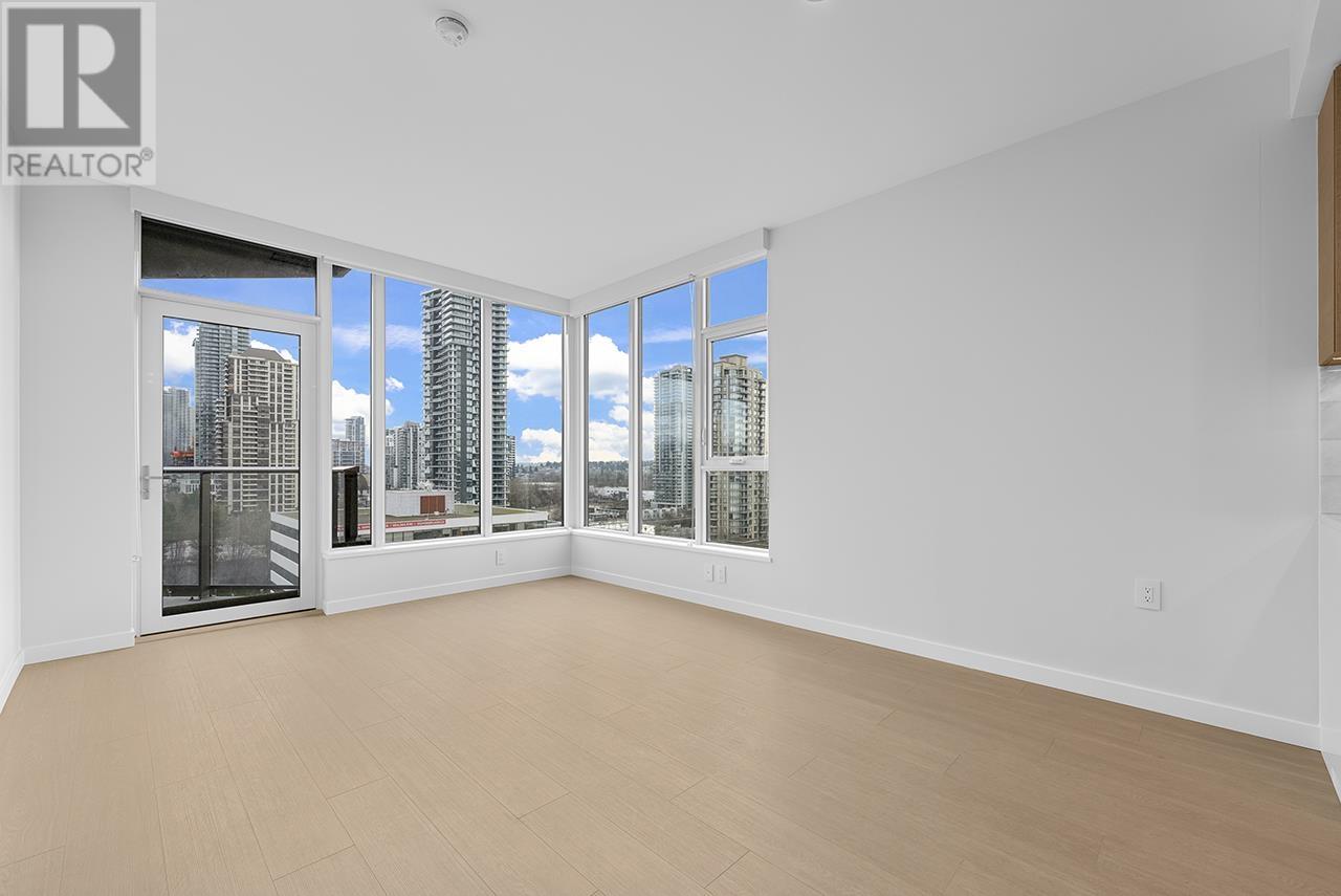 Listing Picture 3 of 40 : 1110 4168 LOUGHEED HIGHWAY, Burnaby / 本拿比 - 魯藝地產 Yvonne Lu Group - MLS Medallion Club Member