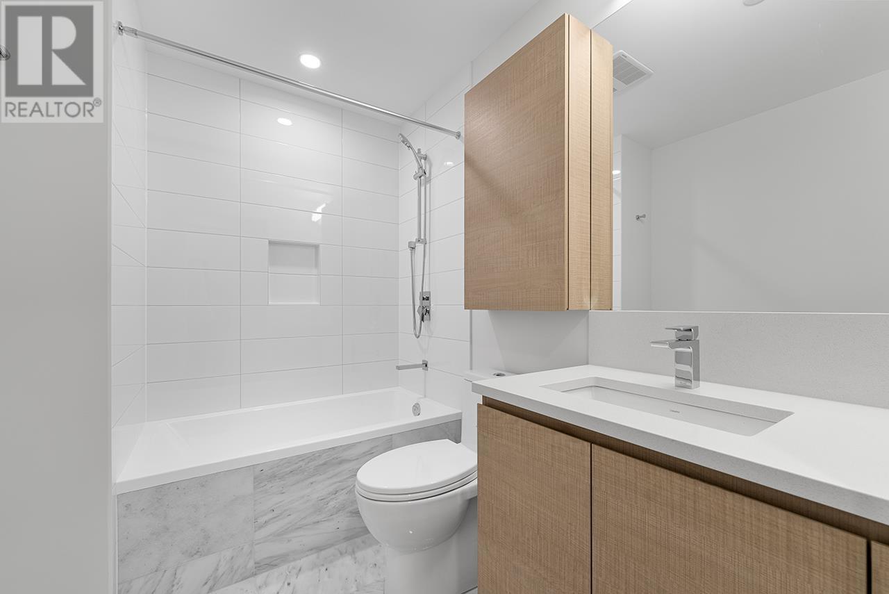 Listing Picture 12 of 40 : 1110 4168 LOUGHEED HIGHWAY, Burnaby / 本拿比 - 魯藝地產 Yvonne Lu Group - MLS Medallion Club Member