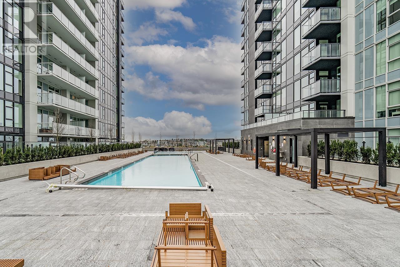 Listing Picture 37 of 40 : 1110 4168 LOUGHEED HIGHWAY, Burnaby / 本拿比 - 魯藝地產 Yvonne Lu Group - MLS Medallion Club Member