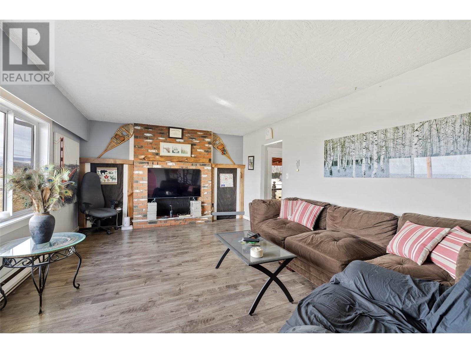 Property at 4200 Spiers Road image 2