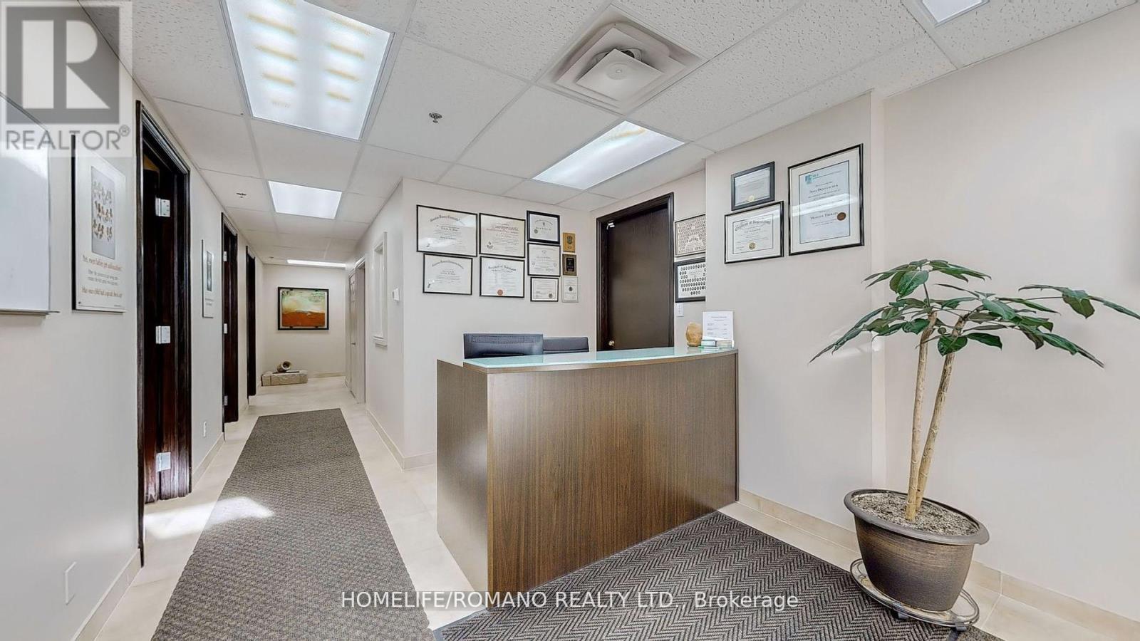C1 &  C3 - 800 Sheppard Avenue, Toronto, Ontario  M3H 6B4 - Photo 20 - C11994012