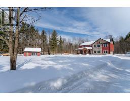 2091 Dwyer Road, Springwater (Midhurst), Ca