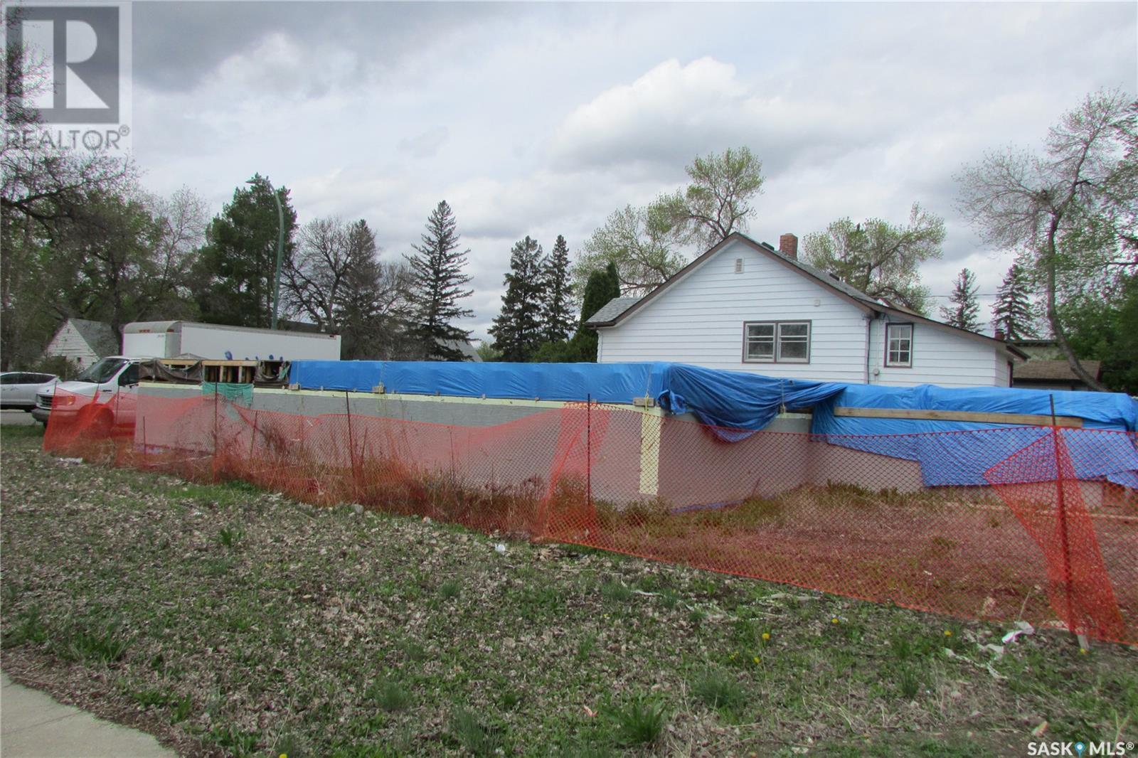 45 Cecil Crescent, Regina, Saskatchewan  S4T 5Y6 - Photo 2 - SK996823