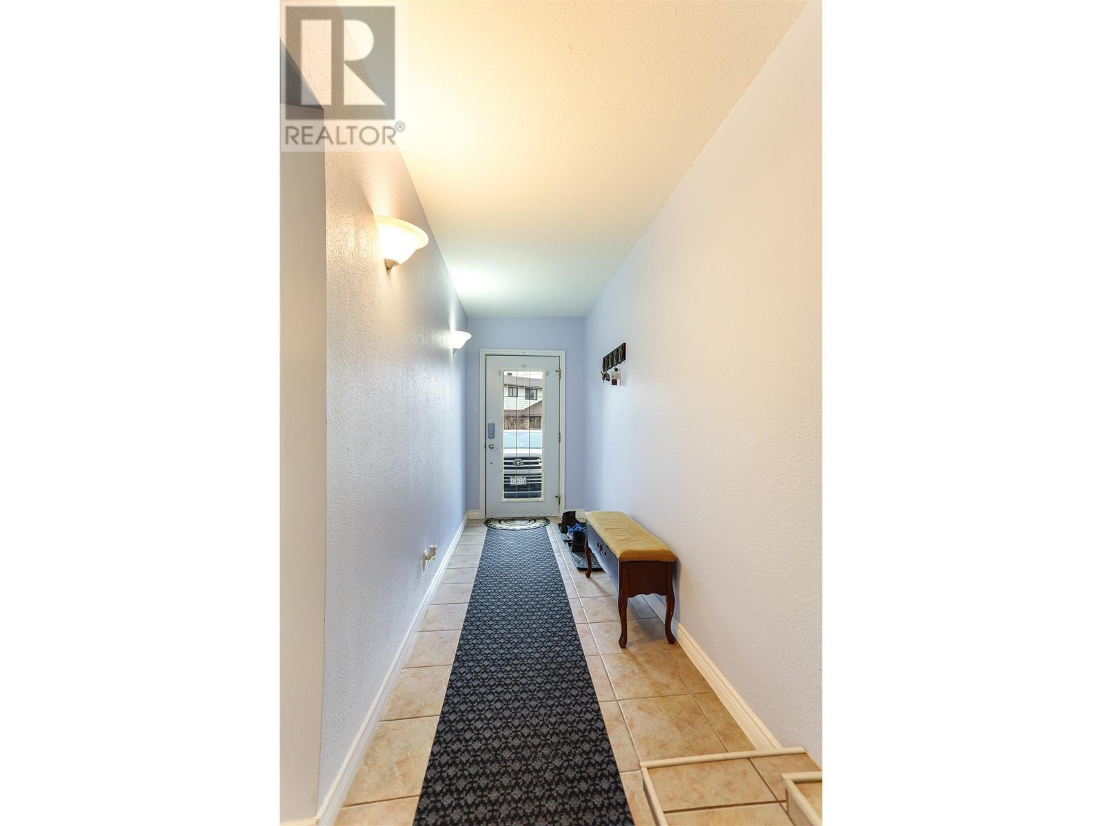Property at 67 SWALLOW STREET image 3
