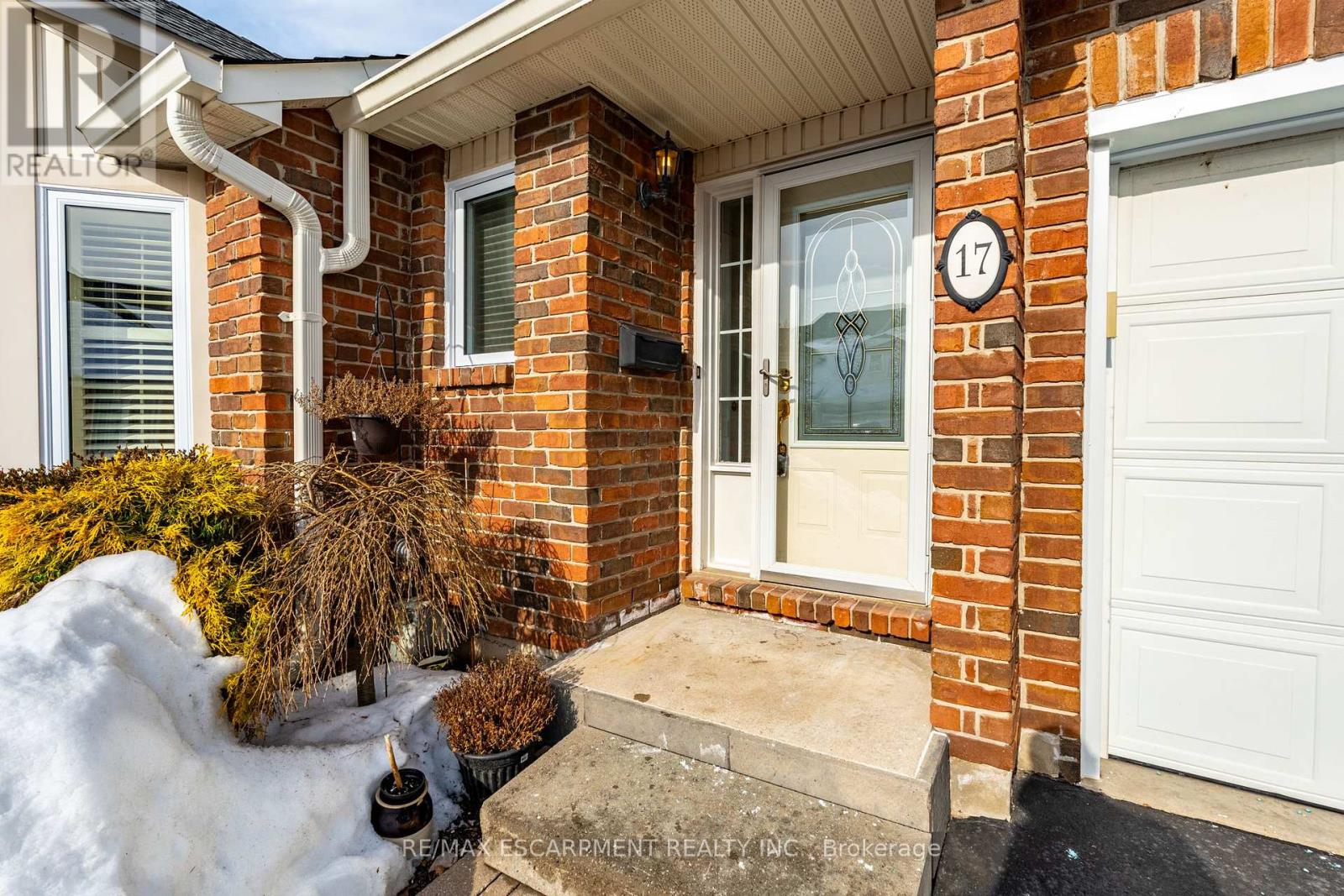 Property at 17 - 222 FELLOWES CRESCENT image 2