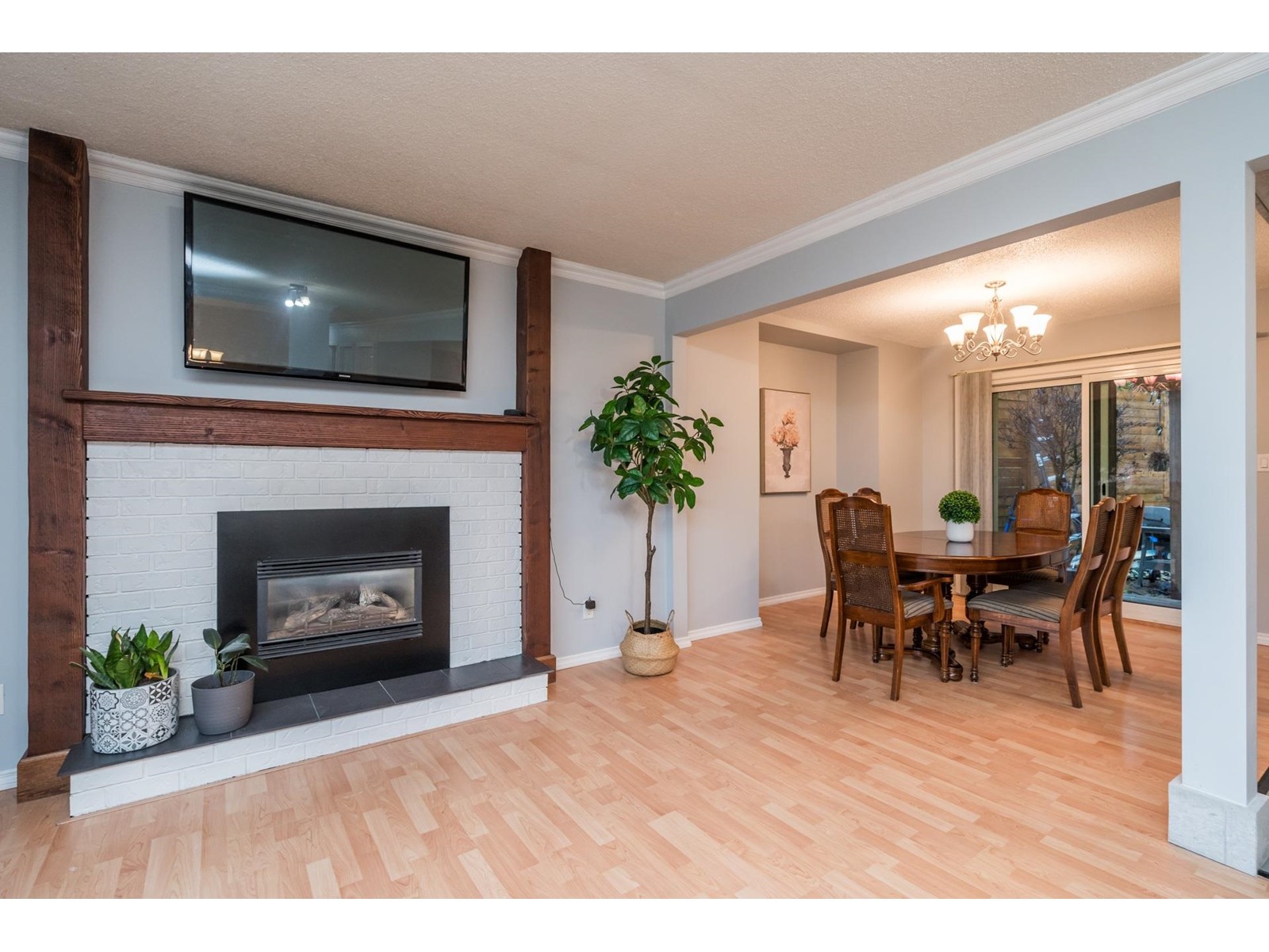 Property at 33348 WREN CRESCENT image 4