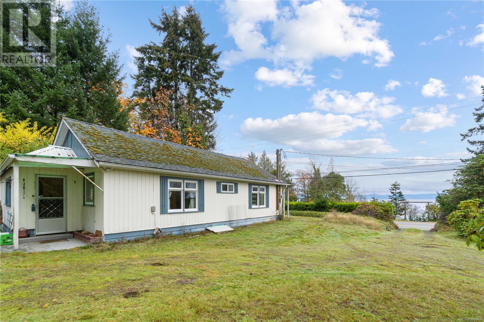 Property at 6850 Island Hwy W image 1