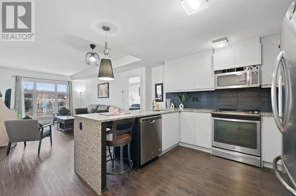 Property at 322, 45 Aspenmont Heights SW image 2