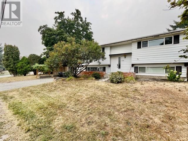 Property at 3720 Hoskins Road image 3