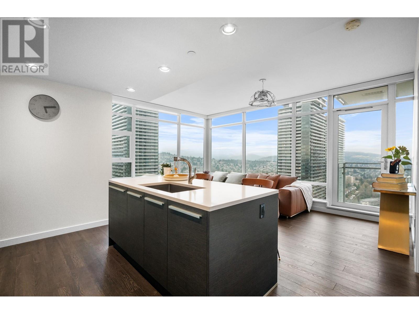 Listing Picture 7 of 28 : 4005 4485 SKYLINE DRIVE, Burnaby / 本拿比 - 魯藝地產 Yvonne Lu Group - MLS Medallion Club Member