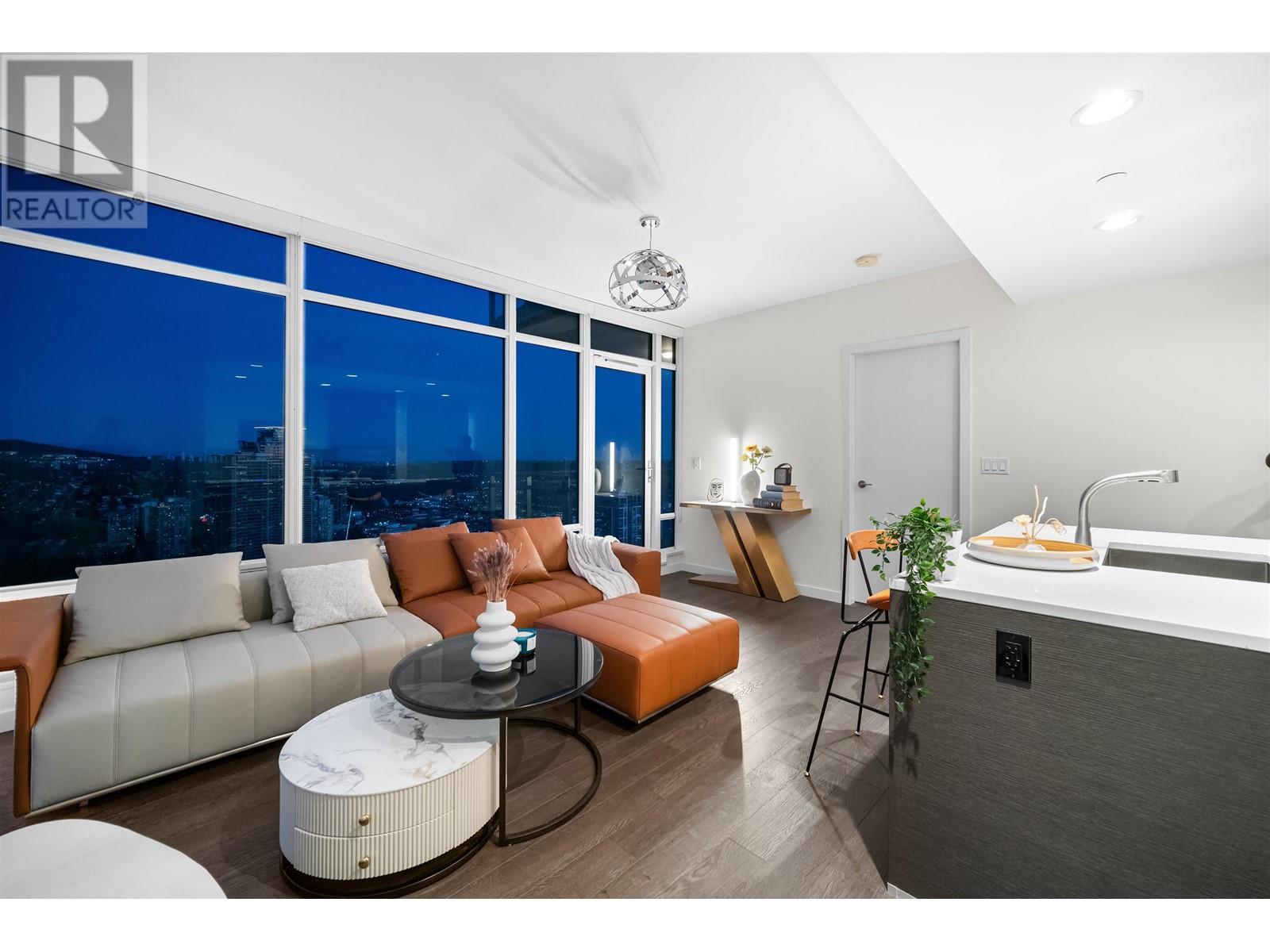 Listing Picture 5 of 28 : 4005 4485 SKYLINE DRIVE, Burnaby / 本拿比 - 魯藝地產 Yvonne Lu Group - MLS Medallion Club Member