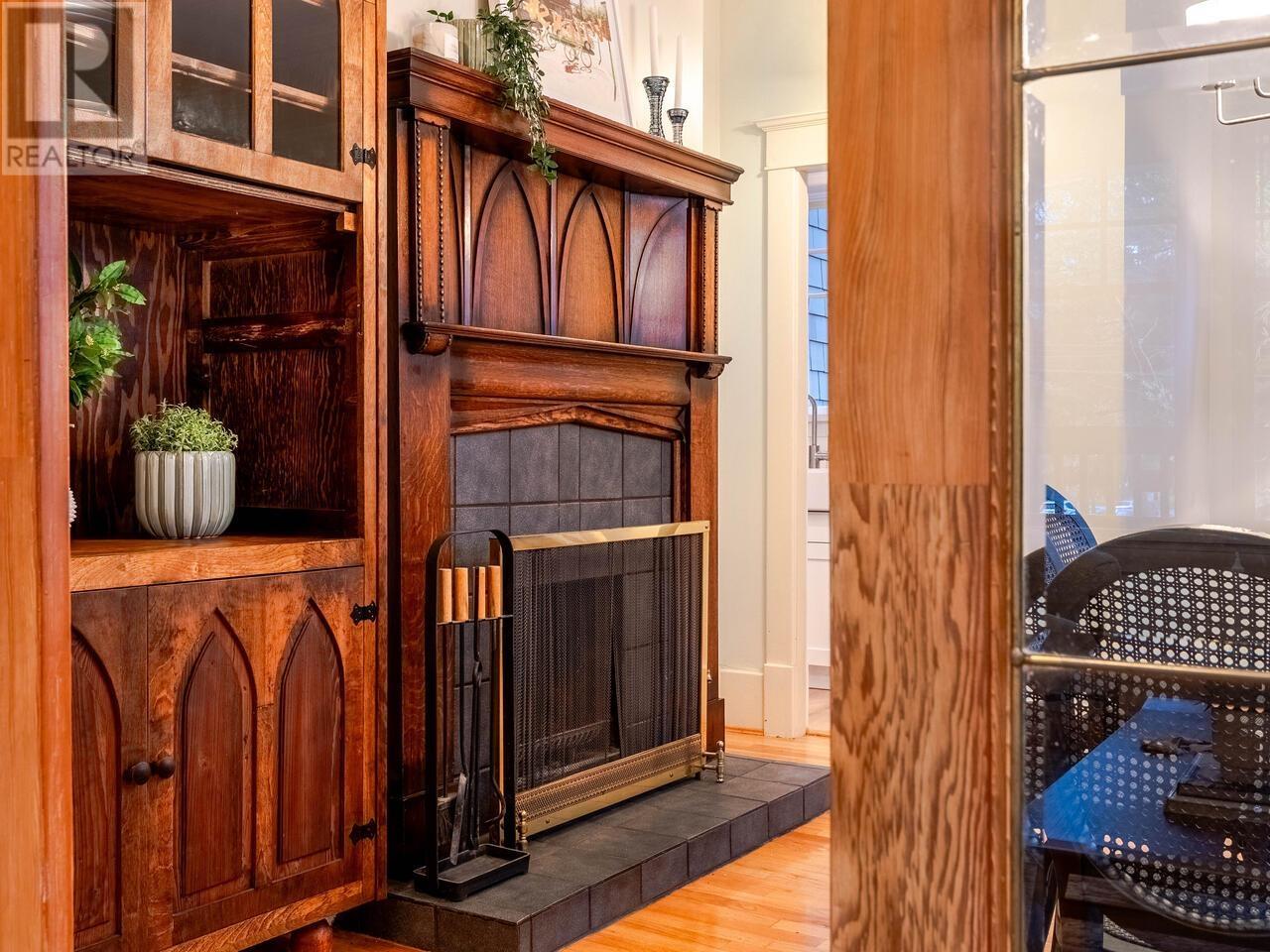 Listing Picture 6 of 36 : 4537 WELWYN STREET, Vancouver / 溫哥華 - 魯藝地產 Yvonne Lu Group - MLS Medallion Club Member