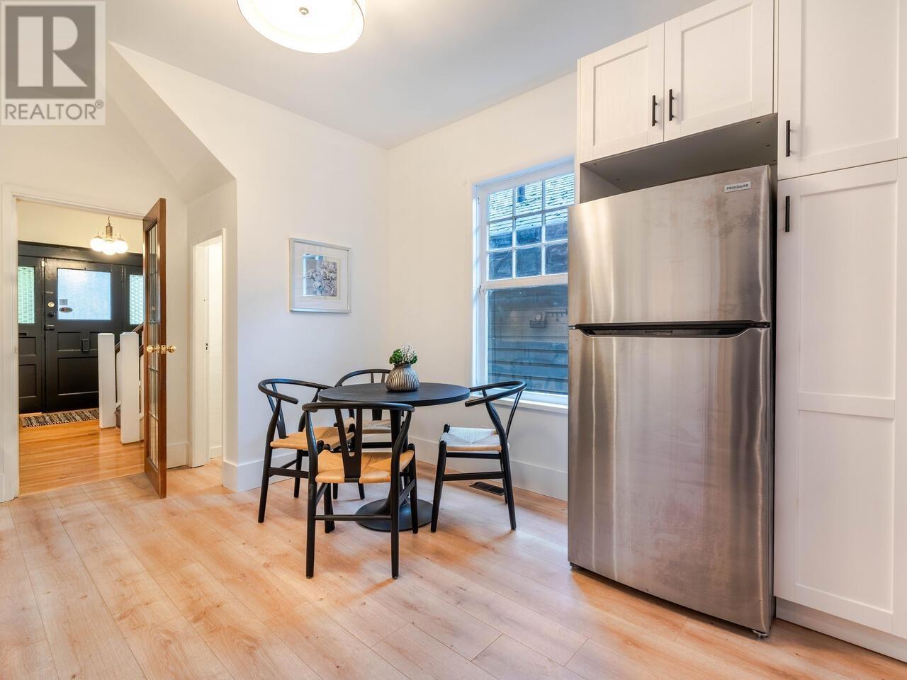 Listing Picture 12 of 36 : 4537 WELWYN STREET, Vancouver / 溫哥華 - 魯藝地產 Yvonne Lu Group - MLS Medallion Club Member