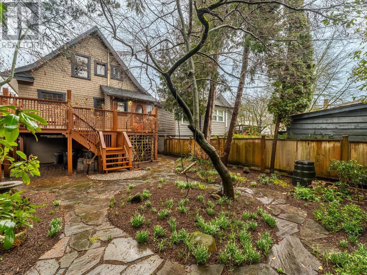 Listing Picture 28 of 36 : 4537 WELWYN STREET, Vancouver / 溫哥華 - 魯藝地產 Yvonne Lu Group - MLS Medallion Club Member