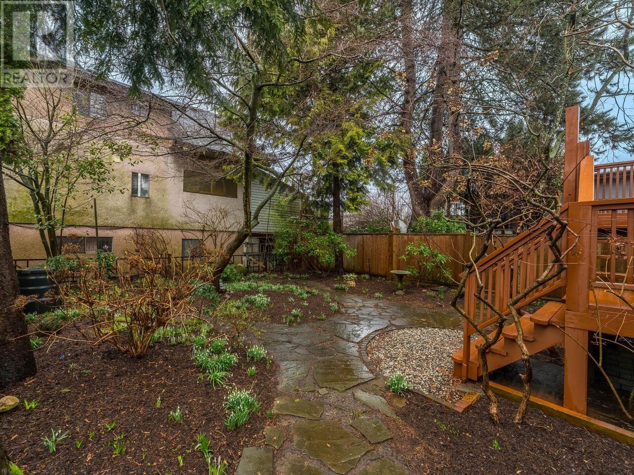 Listing Picture 27 of 36 : 4537 WELWYN STREET, Vancouver / 溫哥華 - 魯藝地產 Yvonne Lu Group - MLS Medallion Club Member