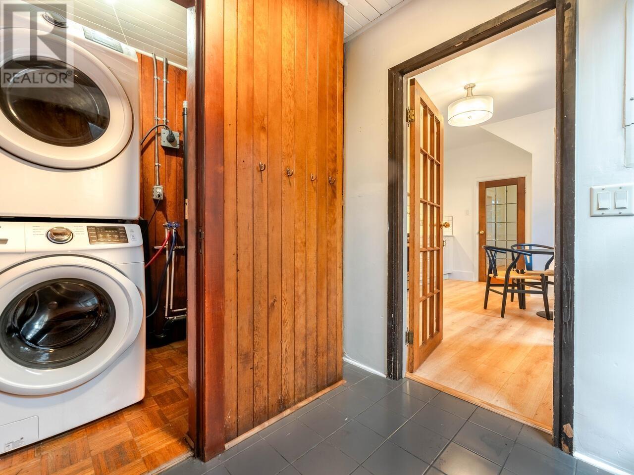 Listing Picture 15 of 36 : 4537 WELWYN STREET, Vancouver / 溫哥華 - 魯藝地產 Yvonne Lu Group - MLS Medallion Club Member