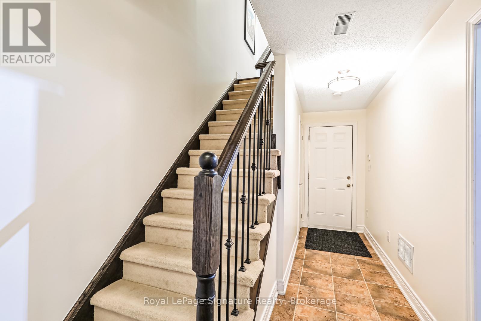14 Montclair Mews, Collingwood, Ontario  L9Y 0J7 - Photo 34 - S11994115