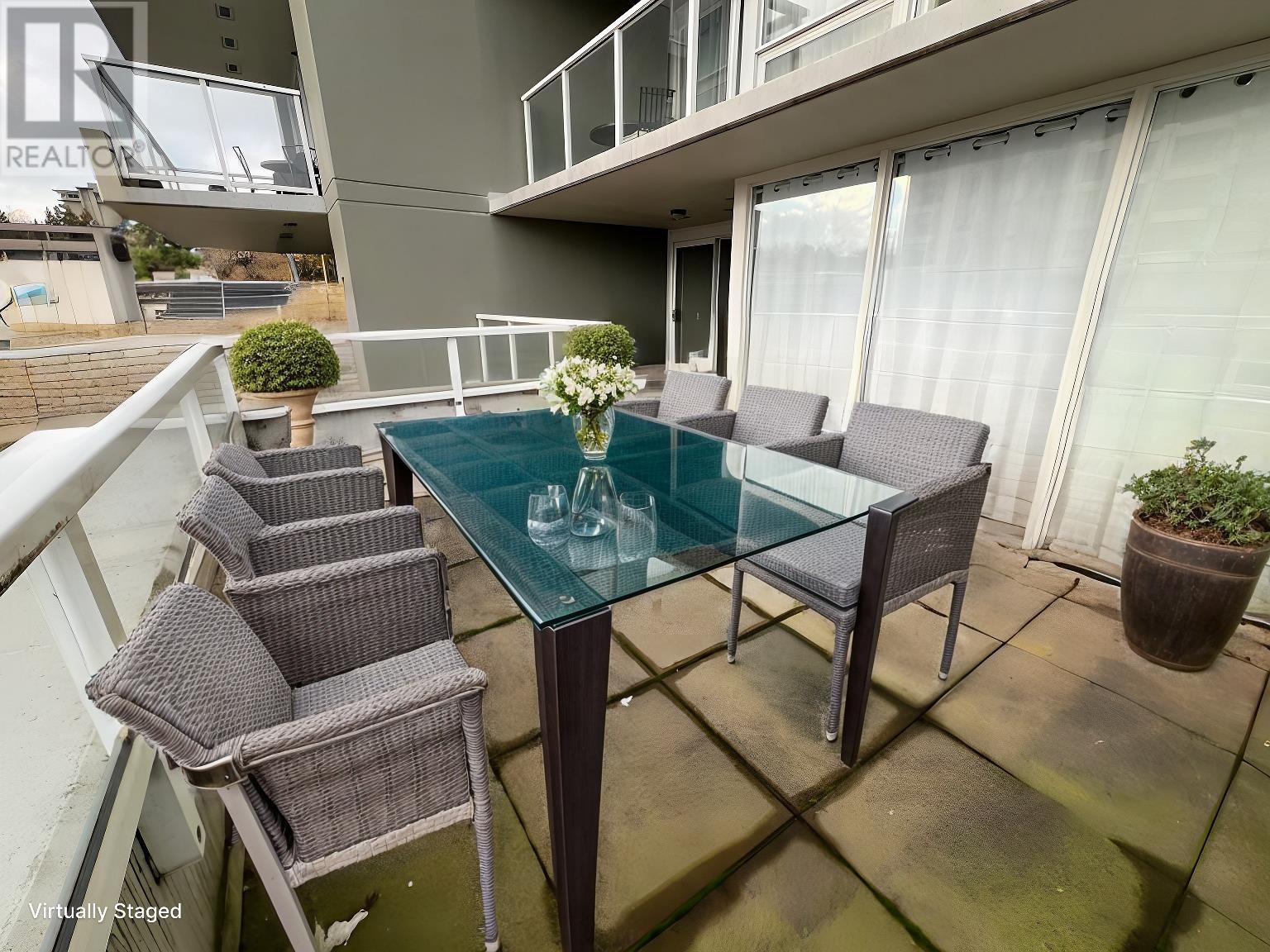 506 39 Sixth Street, New Westminster, British Columbia  V3L 0B3 - Photo 2 - R2960100
