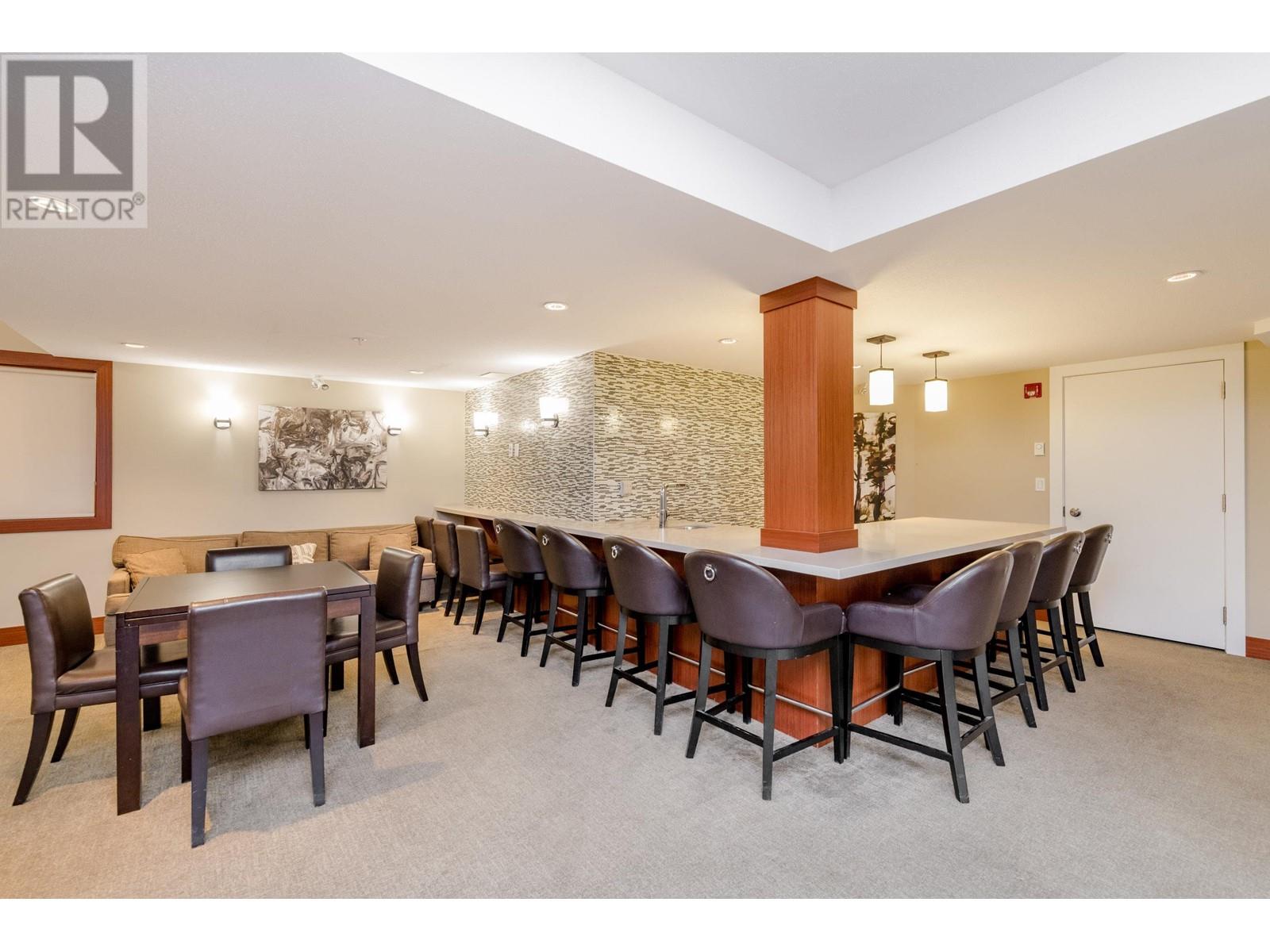 Listing Picture 26 of 30 : 310 6828 ECKERSLEY ROAD, Richmond / 烈治文 - 魯藝地產 Yvonne Lu Group - MLS Medallion Club Member