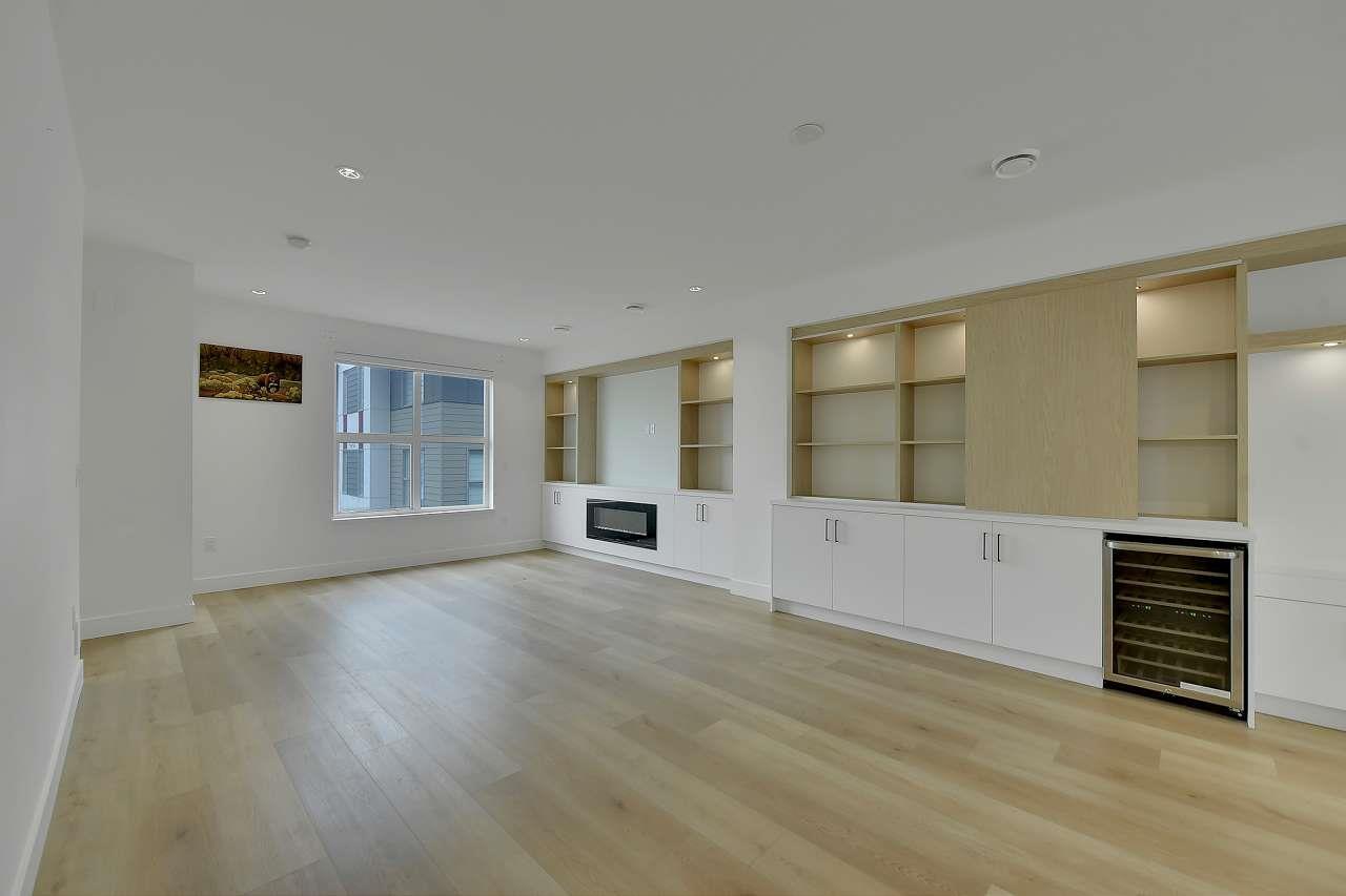Property at 40 12585 104A AVENUE image