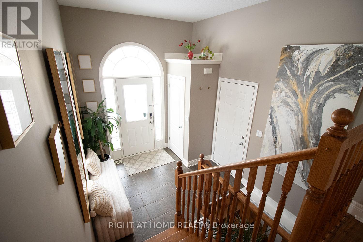 Property at 279 SOUTH STREET E image 3