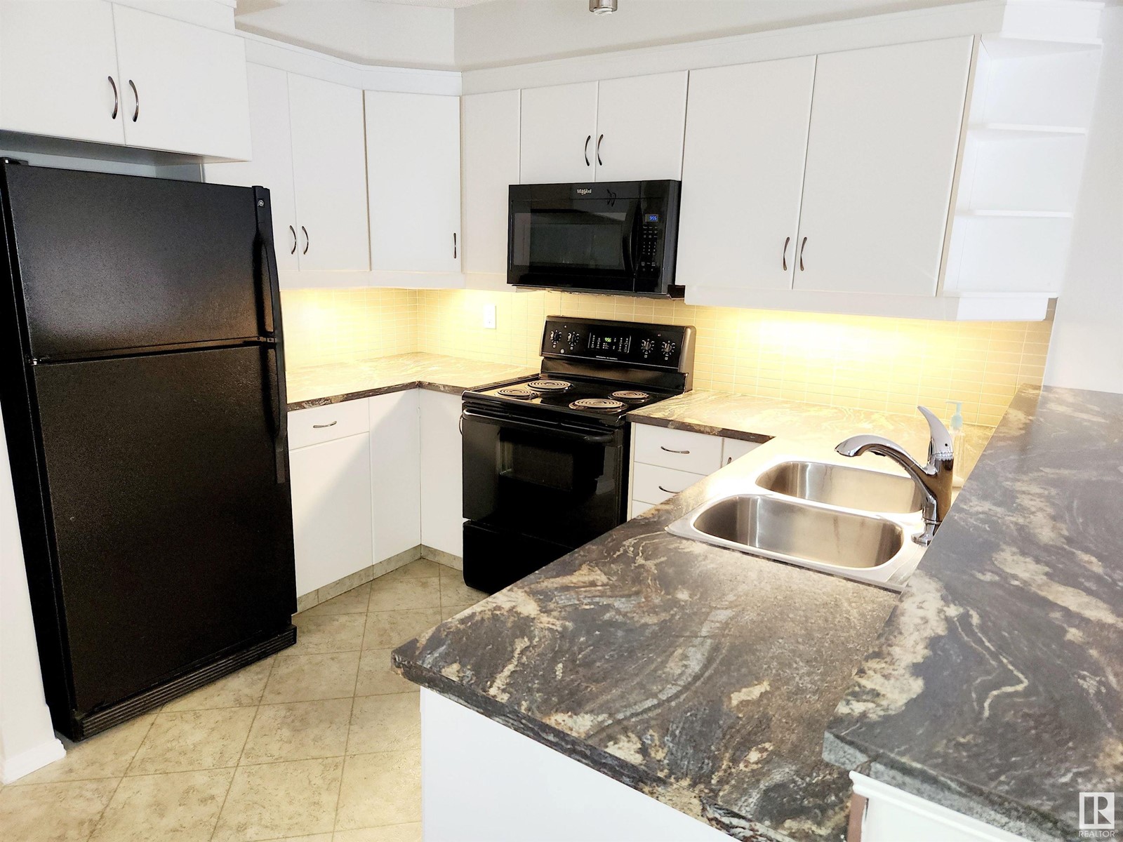 Property at #134 9704 174 ST NW image 5