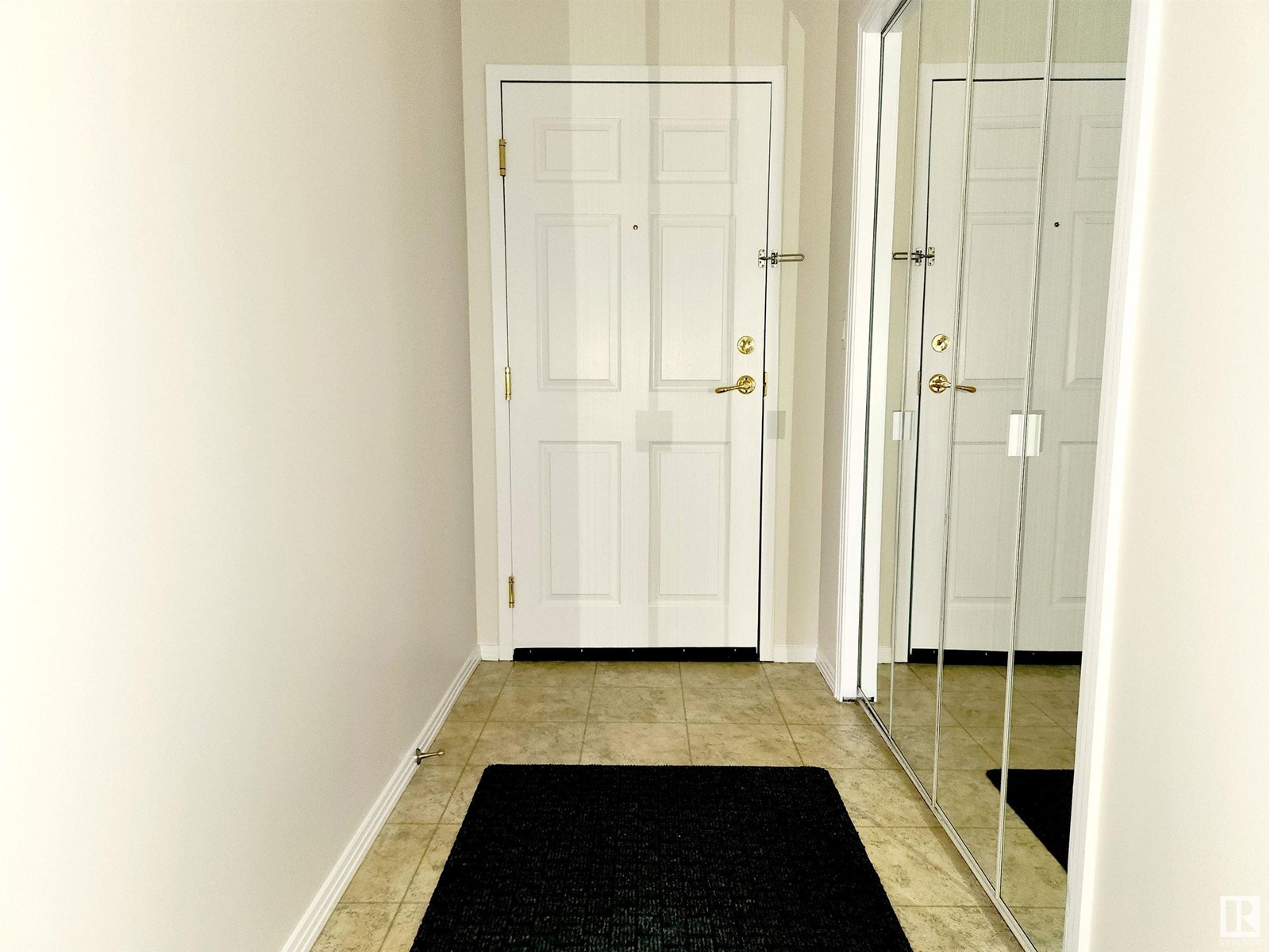 Property at #134 9704 174 ST NW image 4