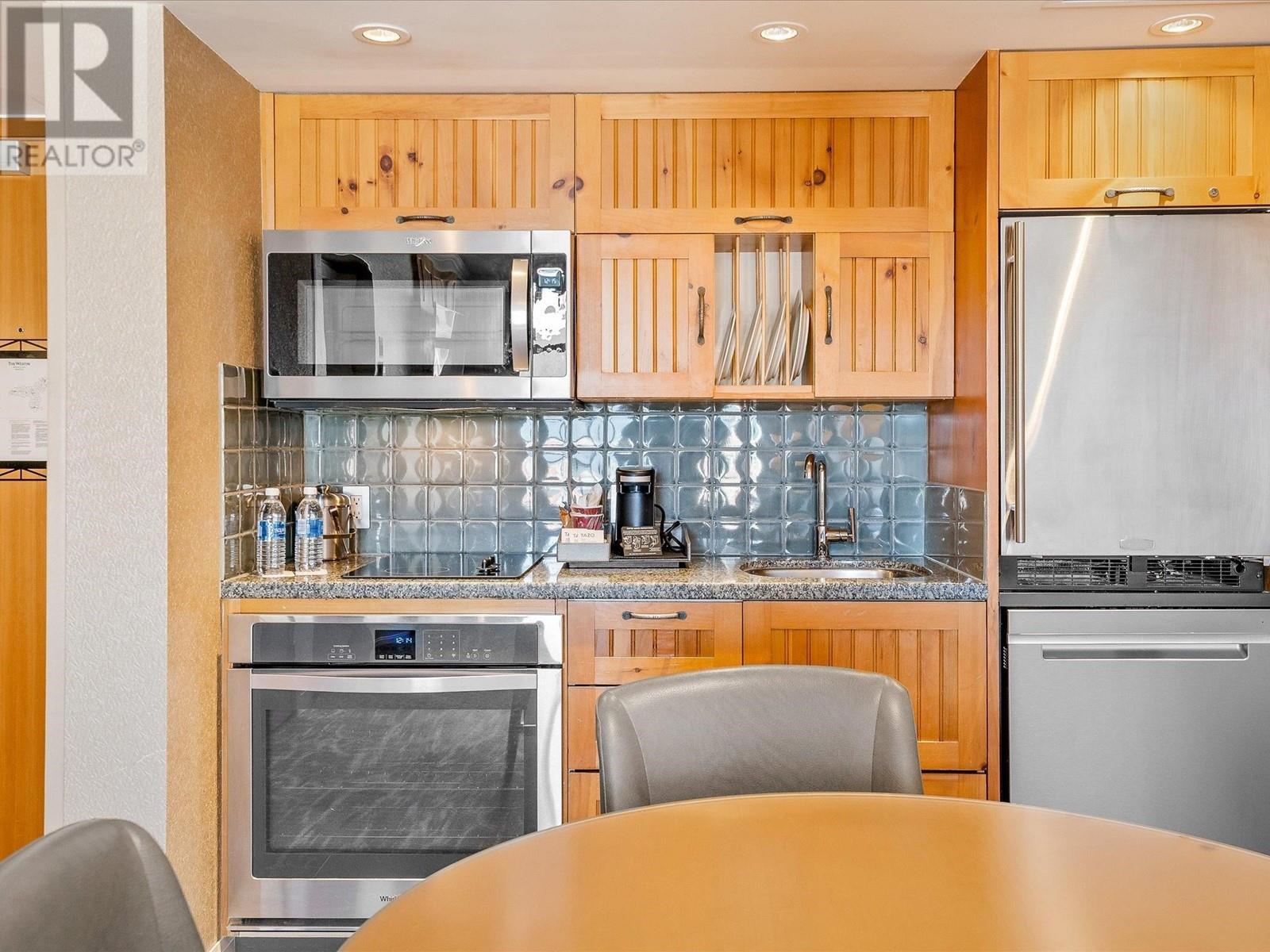 978 4090 Whistler Way, Whistler, British Columbia  V8E 1J3 - Photo 8 - R2971859