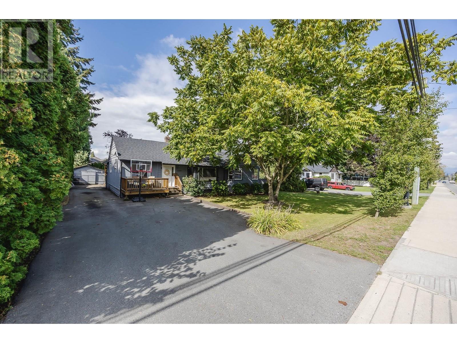 12451 203 Street, Maple Ridge, British Columbia  V2X 4W3 - Photo 30 - R2971884